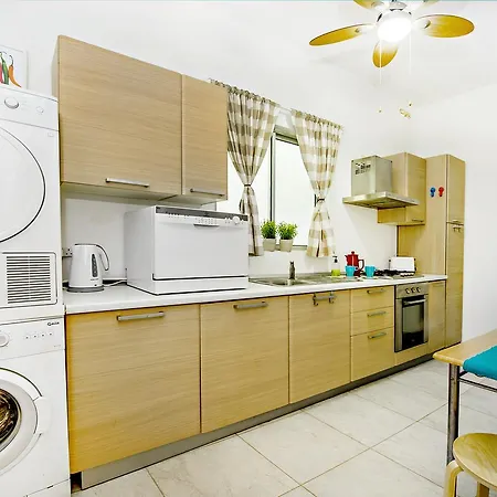 Private Bedrooms In Sea View Flat Theoria Travel 5*