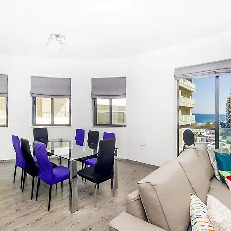 Private Bedrooms In Sea View Flat Theoria Travel Guest house 5*