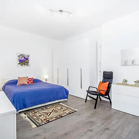 Private Bedrooms In Sea View Flat Theoria Travel 5*